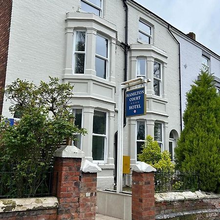 Hamilton Court Hotel Hoole Chester Exteriör bild